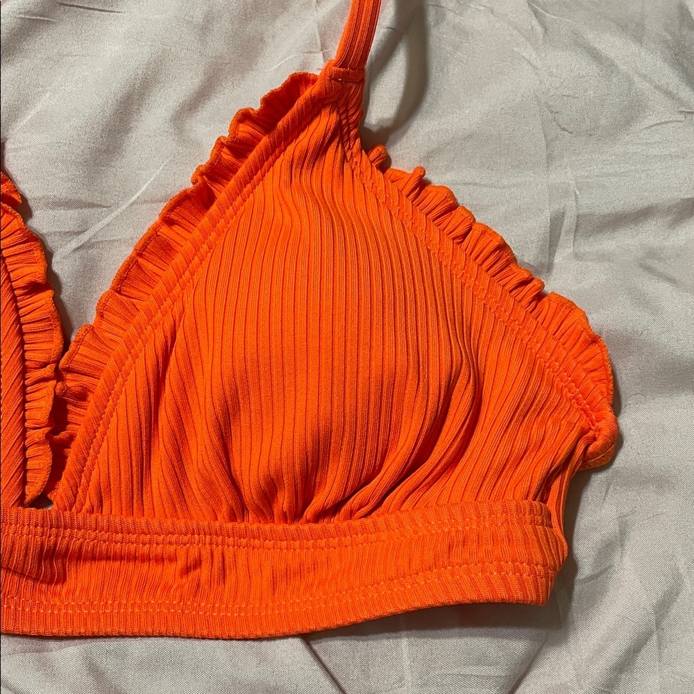 NWT Cupshe Alegria Ruffle Ribbed Triangle Bikini Swimsuit Top Size Small - Picture 6 of 11